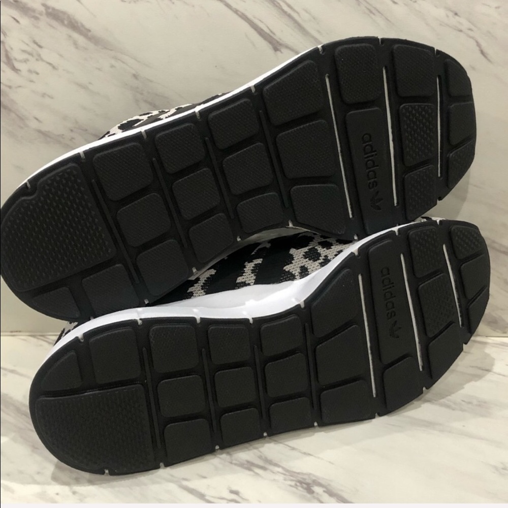 adidas RARE Swift Run White Black Shoe Leopard - Picture 5 of 9